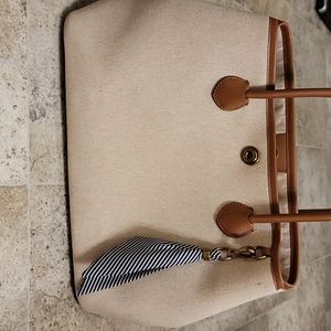 Ralph Lauren shoulder bag.